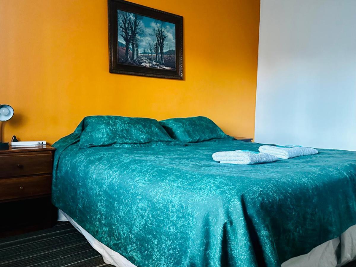 Amancay Hostal Patagonico Hotel เอลกาลาฟาเต ภายนอก รูปภาพ